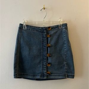Free People mini skirt, denim with tortoiseshell buttons
